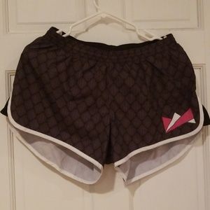 LADYBOSS SWAG - Large gray gym shorts
